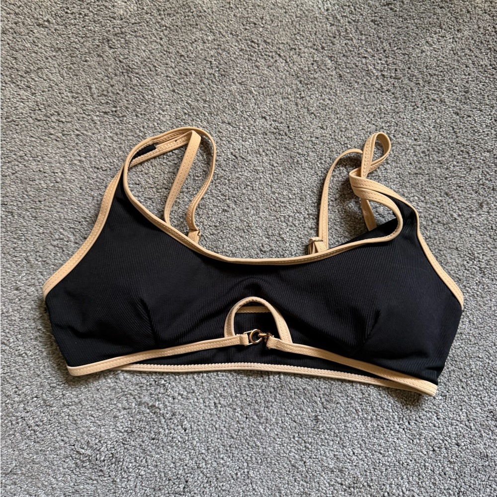Bikini top